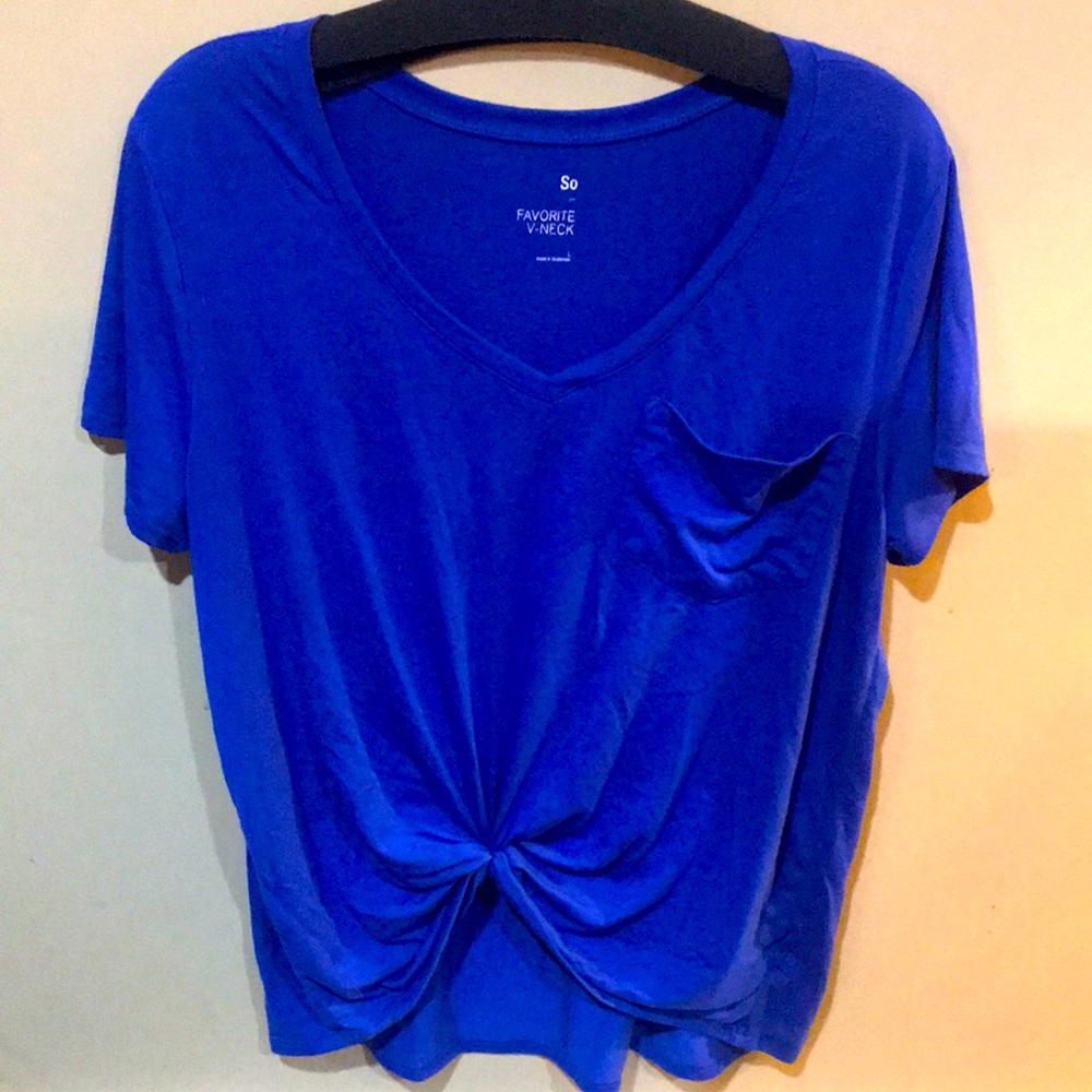 Knotted Deep V-neck T-Shirt